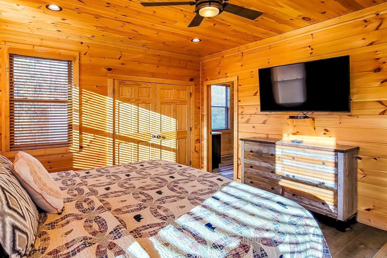 3 Lazy Bears Chalet Βίλα Gatlinburg Εξωτερικό φωτογραφία